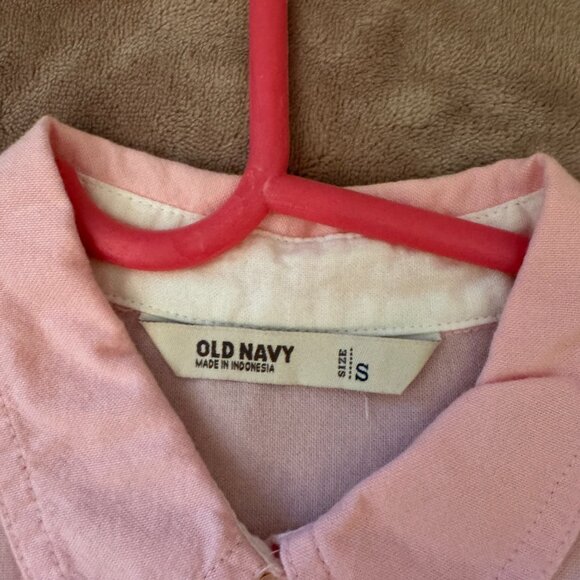 Old Navy Pink Button Down Shirt - Picture 2 of 3